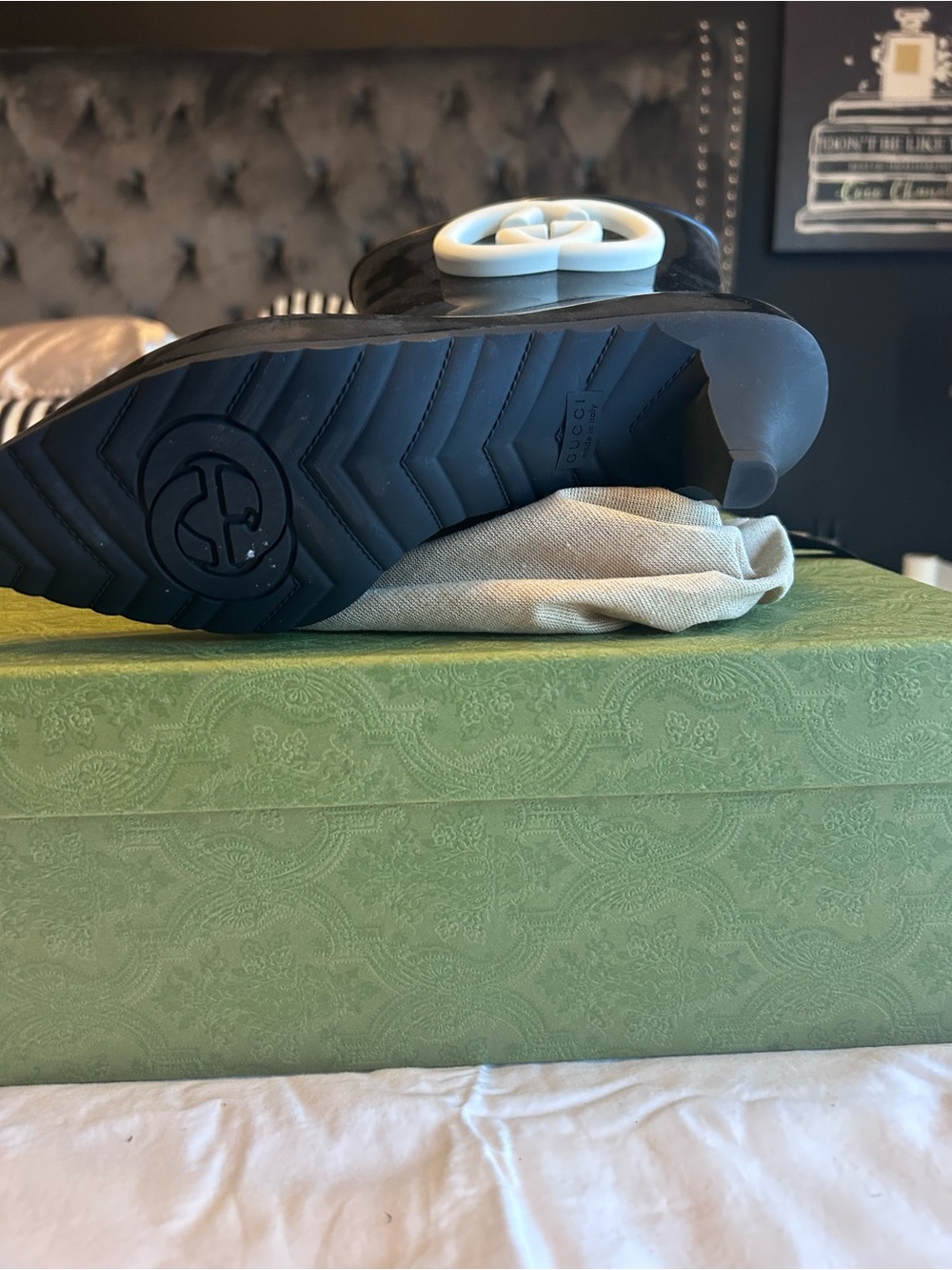 Gucci Black Rain Ankle Boots with White Logo Accent - Picture 3 of 6